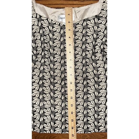 Rena Rowan Women's Size 14 Silk Black & Tan Floral Embroidered Sleeveless Top - Picture 5 of 7